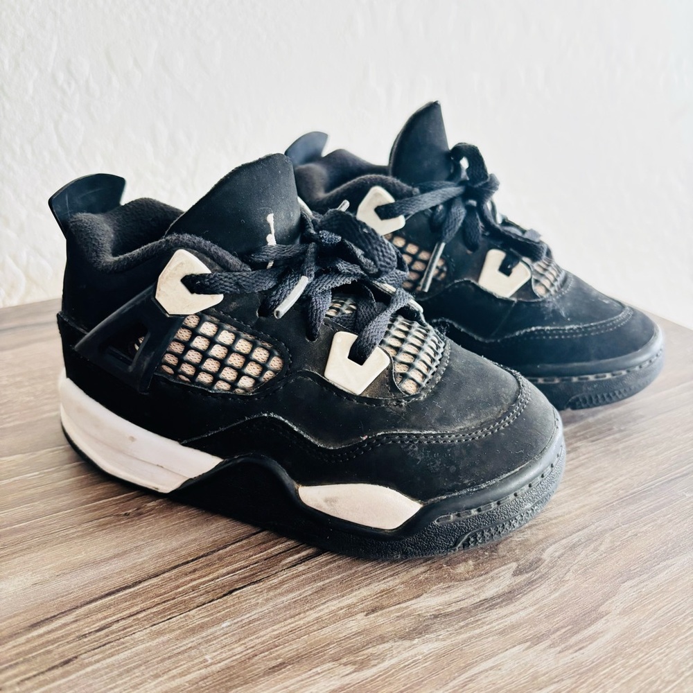 Toddler's Jordan 4 Retro 'White Thunder' Black/White-Black (FV4538 001) 9C